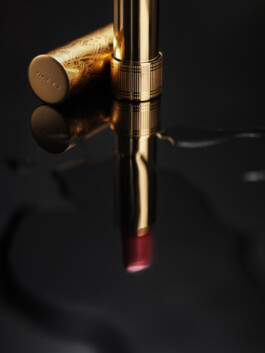 Gucci Lippenstift Lippen Vintage Kosmetik Design Marke lipstick Gold Italien Make-Up Dominique Huter 