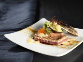 Restaurant Kulinarik Essen Food Speisen Koch Teller Gericht Dish Thunfisch Tuna Dominique Huter 