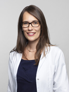 Arztfotos Portraitshooting Porträtshooting Arztpraxis Neurologin Brand Shooting Portrait Porträt Arzt Ärztin 